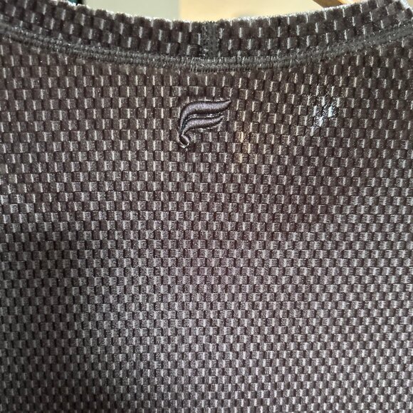 NWT Fabletics Velour Seamed Long-Sleeve Fitted Top in Cacao Color Womens Size M - Picture 10 of 11